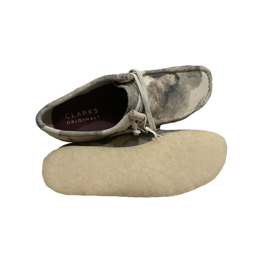 Off White Camouflage Wallabee