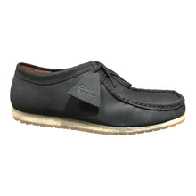 Load image into Gallery viewer, Navy Nubuck Wallabee Step
